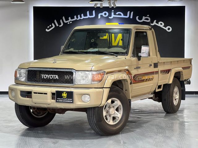 2021 Toyota Land Cruiser Pickup LX — photo 1 for sale in Qatar