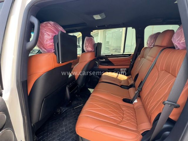 2016 Lexus LX 570 Black Edition Sport — photo 2 for sale in Qatar