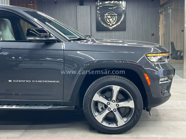 2025 Jeep Grand Cherokee 3.6 Limited 4x4 — photo 2 for sale in Qatar