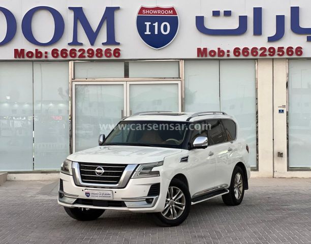2012 Nissan Patrol LE — photo 1 for sale in Qatar