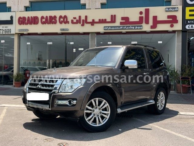 2015 Mitsubishi Pajero 2 Door — photo 1 for sale in Qatar