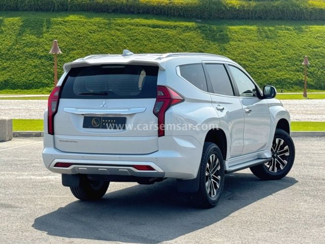 2022 Mitsubishi Montero Sport — photo 2 for sale in Qatar