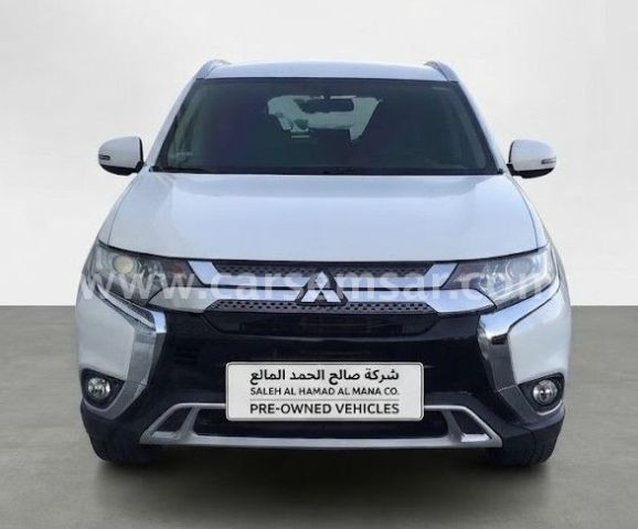 2020 Mitsubishi Outlander — photo 1 for sale in Qatar