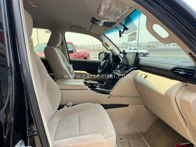 2024 Toyota Land Cruiser GXR Twin Turbo — photo 2 for sale in Qatar