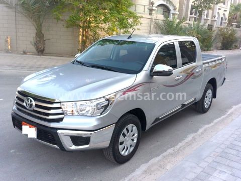 2025 Toyota Hilux 2.7