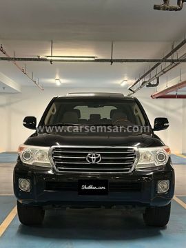 2014 Toyota Land Cruiser GXR V8