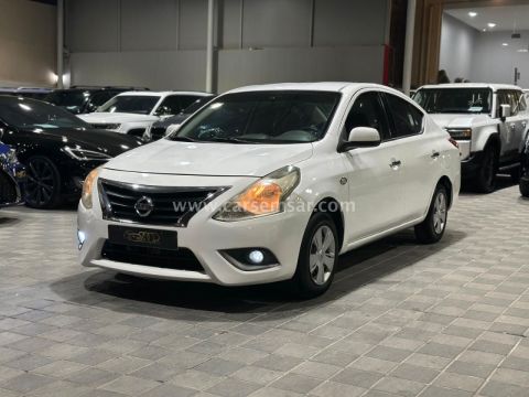 2017 Nissan Sunny SV