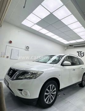 2015 Nissan Pathfinder S