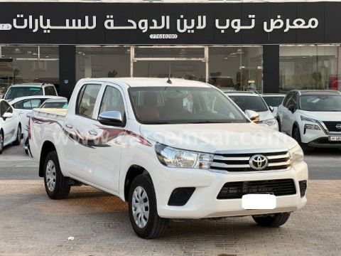 2023 تويوتا هايلكس 2.7