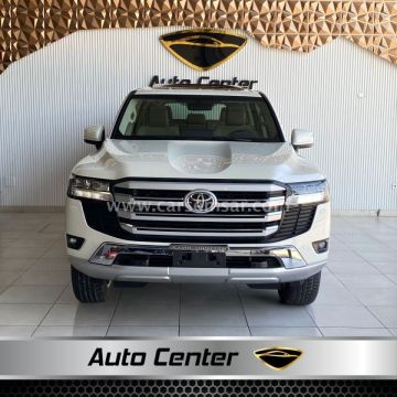 2023 Toyota Land Cruiser GXR V6