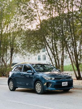 2018 كيا Rio Hatchback