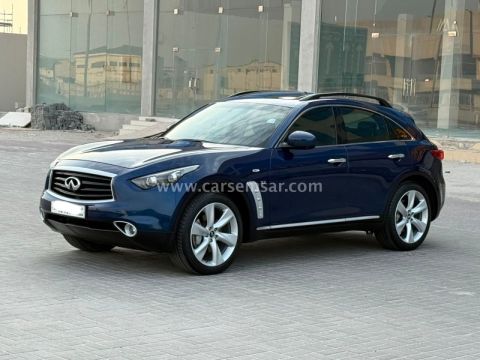 2017 إنفينيتي QX 70
