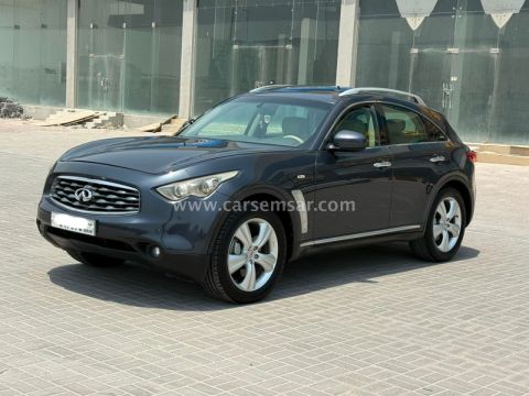 2010 إنفينيتي FX 35