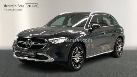 2025 Mercedes-Benz GLC 200