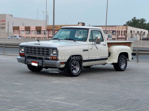 1985 دودج رام Pickup