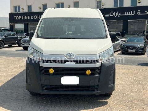 2021 تويوتا هاي إيس V6