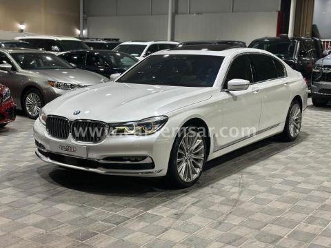 2016 بي ام دبليو الفئة السابعة 750 Li