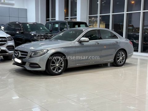 2015 مرسيدس بنز الفئه C سي 180