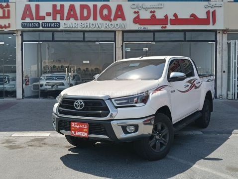 2025 تويوتا هايلكس 2.7 4x4