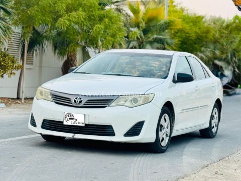 2012 تويوتا كامري جي ال