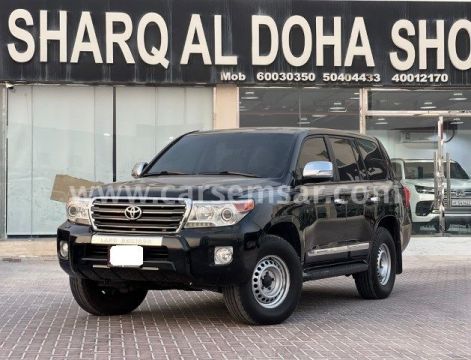 2014 تويوتا لاند كروزر GXR V8