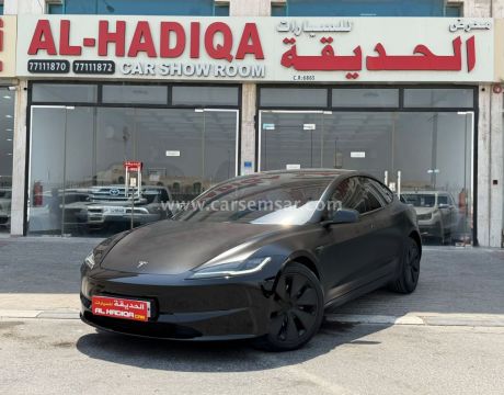 2025 تيسلا Model 3
