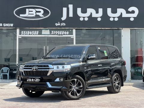 2018 Toyota Land Cruiser VXR Grand Touring S