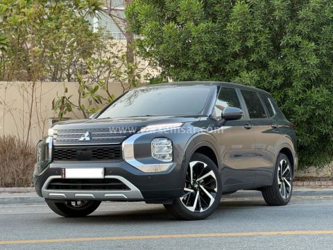2025 ميتسوبيشي أوتلاندر 2.5 4x4