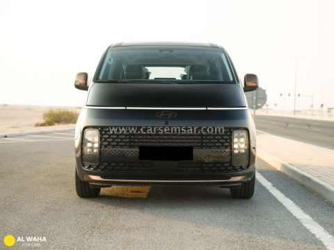 2026 Hyundai Staria Premium