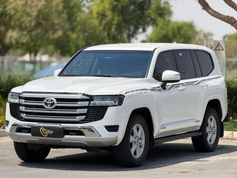 2024 تويوتا لاند كروزر جي اكس ار V6