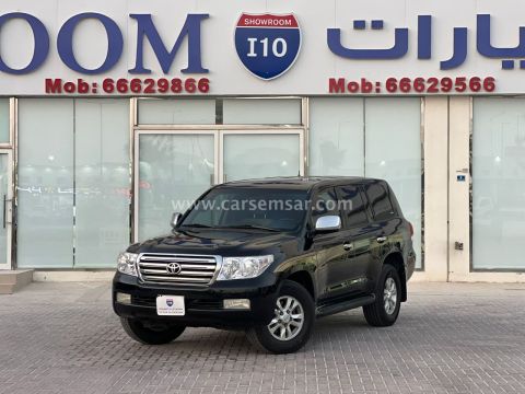2010 تويوتا لاند كروزر GXR V8