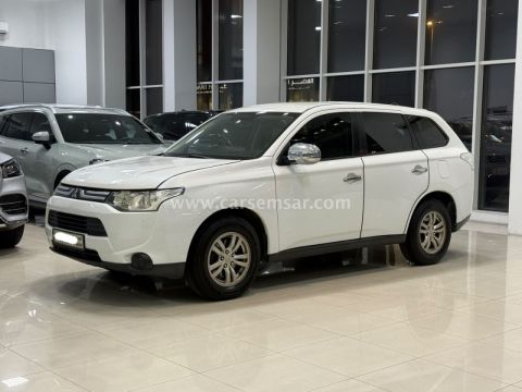 2014 Mitsubishi Outlander 2.4