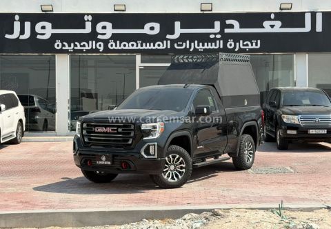 2022 GMC Sierra AT4