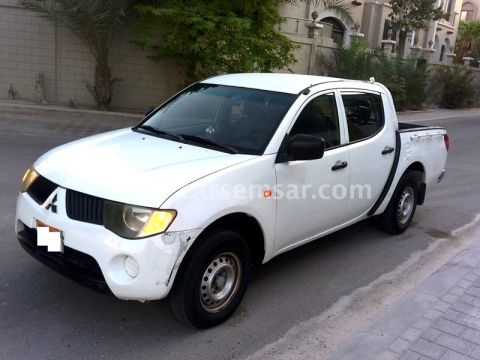 2009 ميتسوبيشي ال 200 L 2.4