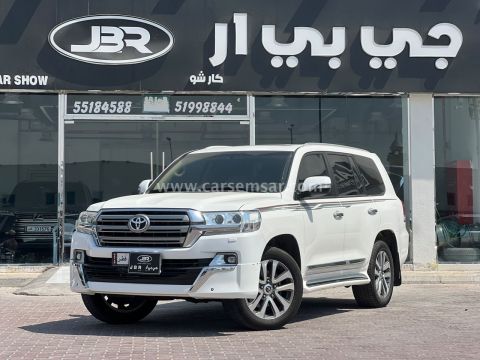 2021 تويوتا لاند كروزر GXR V8