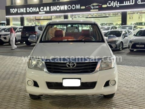 2015 تويوتا هايلكس 2.7