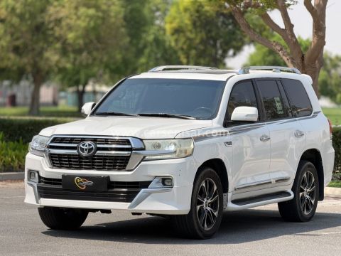 2013 Toyota Land Cruiser VXR