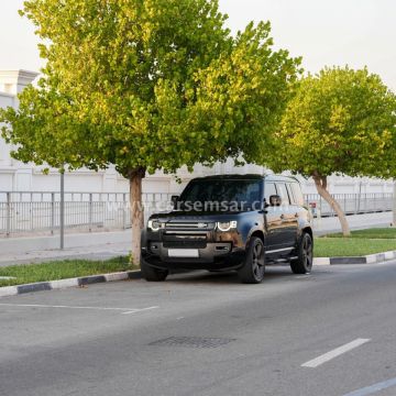 2025 Land Rover Defender P525