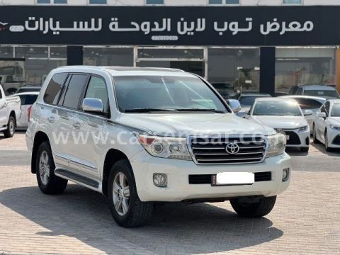 2013 Toyota Land Cruiser GXR V8