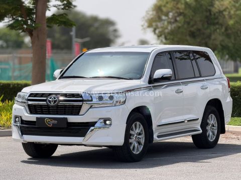 2020 Toyota Land Cruiser GXR Grand Touring