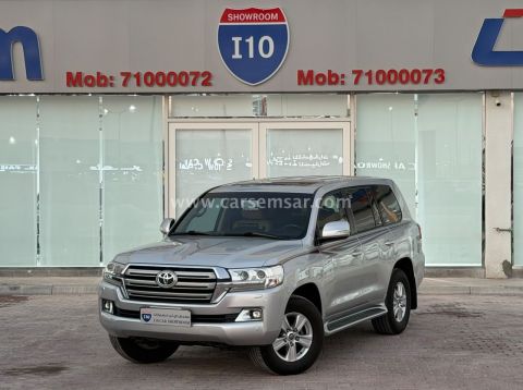 2018 Toyota Land Cruiser GXR