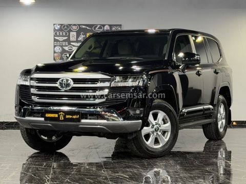 2025 Toyota Land Cruiser GXR V6
