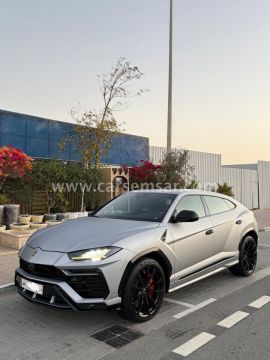 2019 لامبورغيني اوروس