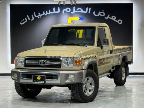 2018 Toyota Land Cruiser Pickup LX