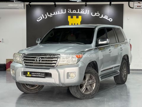 2015 تويوتا لاند كروزر GXR V8
