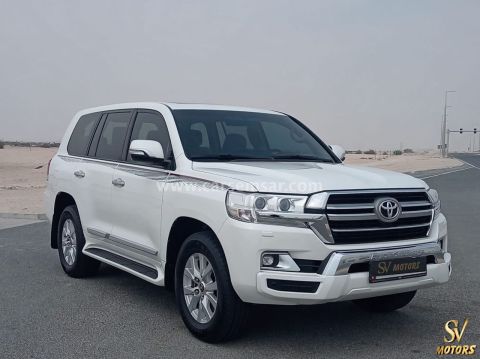 2019 Toyota Land Cruiser GXR