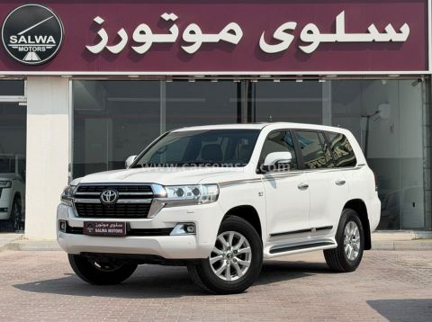 2017 Toyota Land Cruiser VXR