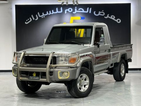 2021 Toyota Land Cruiser Pickup LX