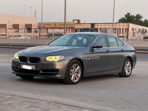 2015 بي ام دبليو الفئة الخامسة 520i