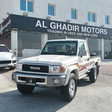 2014 Toyota Land Cruiser Pickup LX